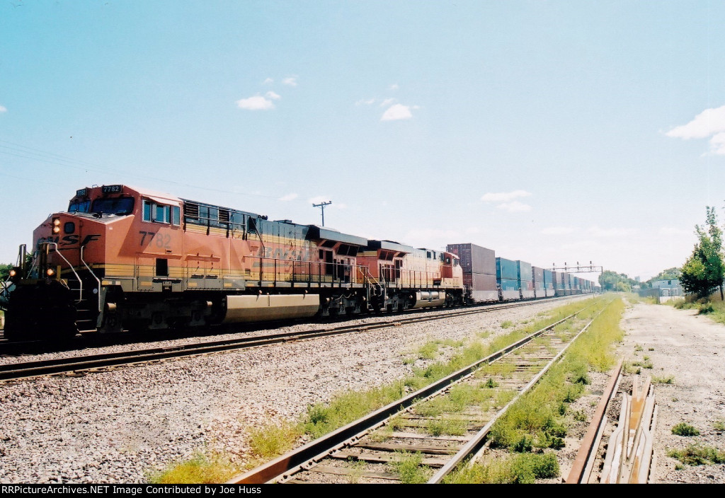 BNSF 7782 West